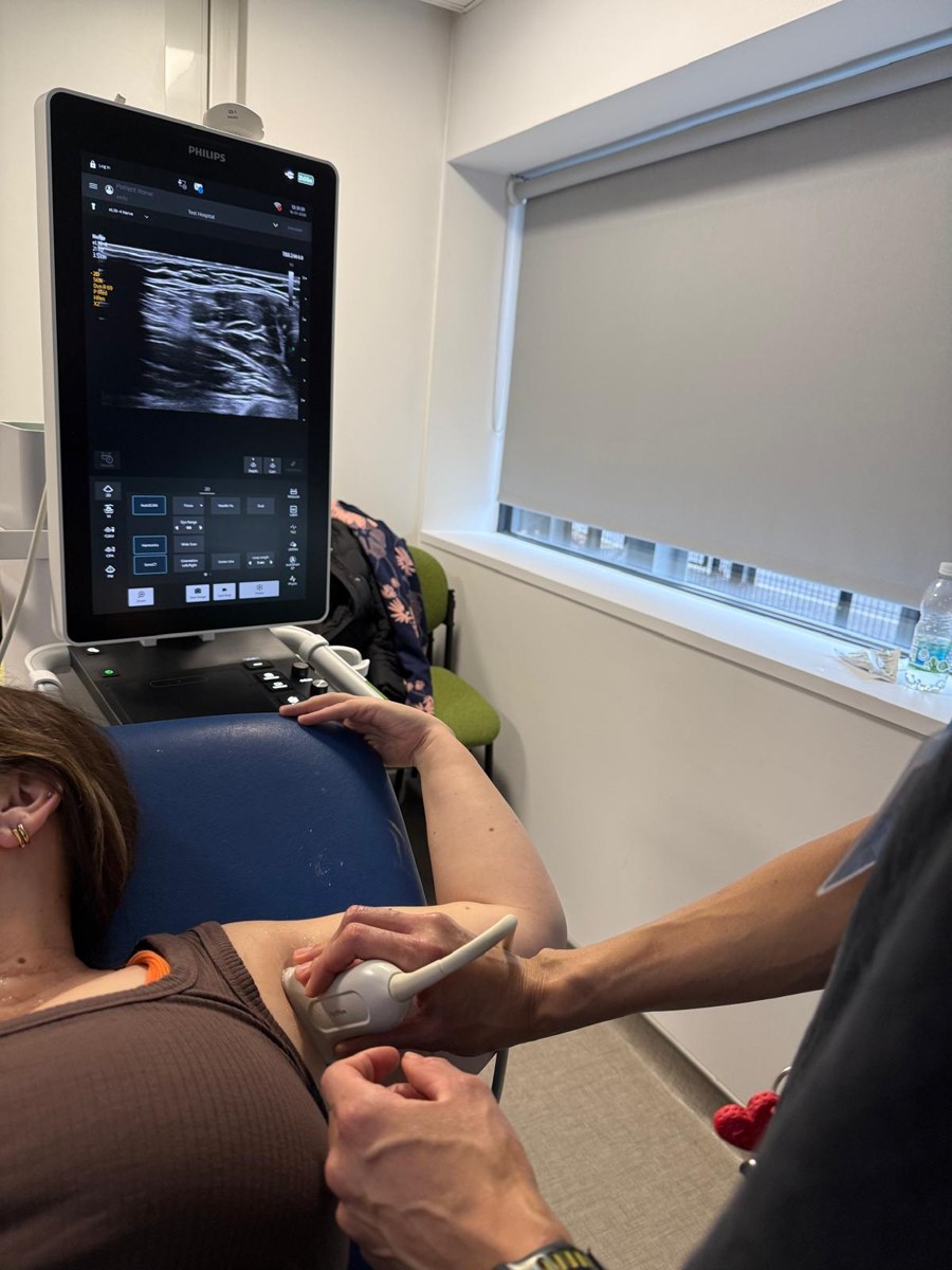 Hands-on ultrasound teaching